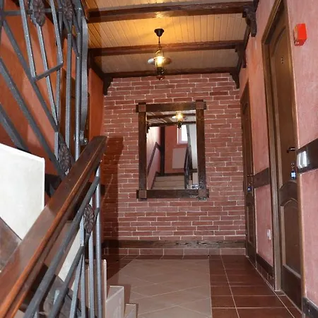Fachwerk Hotel Yaremche Exterior photo